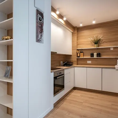 Old Bank 그디니아